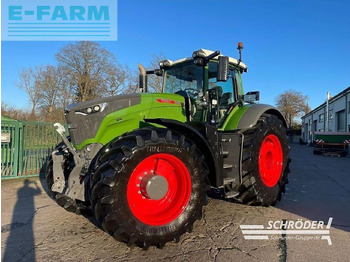 Farm tractor FENDT