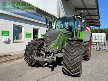Farm tractor FENDT 724 Vario