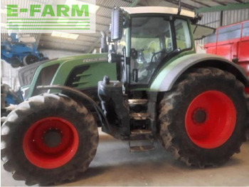 Farm tractor FENDT 826 Vario