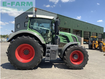 Farm tractor FENDT 828 Vario