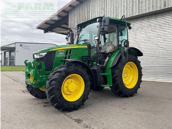 Farm tractor JOHN DEERE 5075M