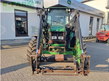 Farm tractor John Deere 5080m: picture 3