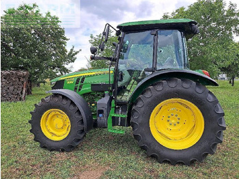 Farm tractor John Deere 5100m: picture 2
