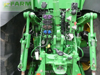 Farm tractor John Deere 8r370 autotrac: picture 3