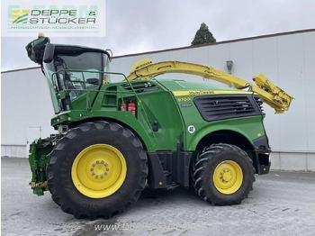 Forage harvester JOHN DEERE