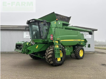 Combine harvester JOHN DEERE T660