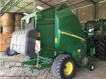 Square baler JOHN DEERE