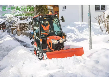 Farm tractor KUBOTA