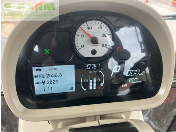 Farm tractor Massey Ferguson 7726S: picture 3