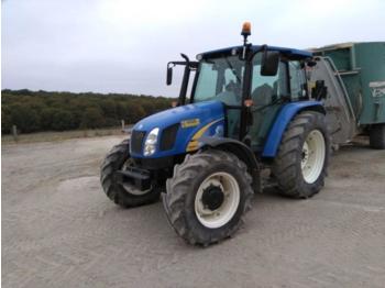 Farm tractor New Holland T 5060: picture 1