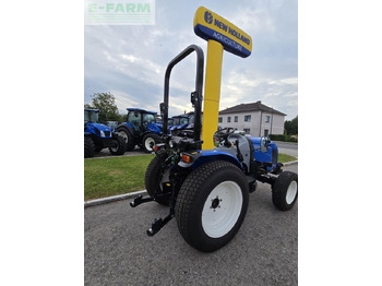 Farm tractor New Holland boomer 35: picture 2