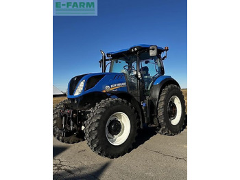 Farm tractor NEW HOLLAND T7