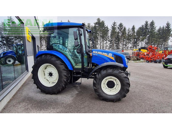 Farm tractor NEW HOLLAND T4.55