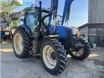 Farm tractor NEW HOLLAND T6