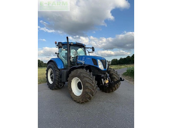 Farm tractor NEW HOLLAND T7.250