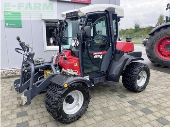 Farm tractor