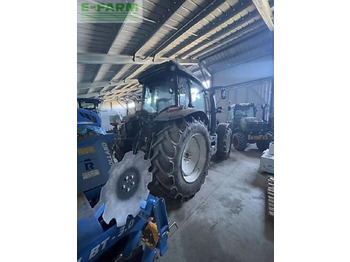 Farm tractor Valtra g125: picture 4