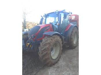 Farm tractor VALTRA N154