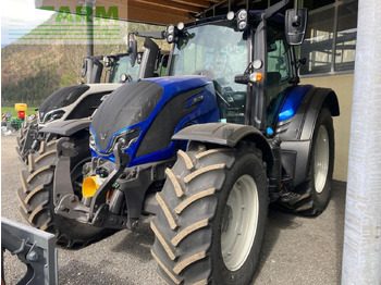 Farm tractor VALTRA N-series