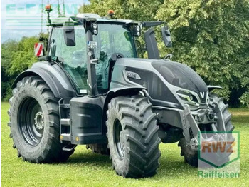 Farm tractor VALTRA