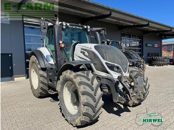 Farm tractor VALTRA T214