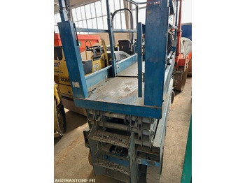Scissor lift GENIE