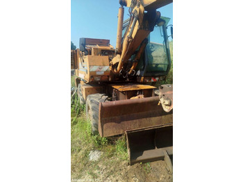 Backhoe loader Pelle CASE 688 - 21595heures: picture 2
