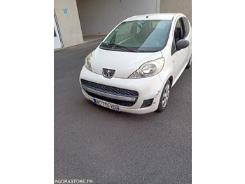 Car PEUGEOT