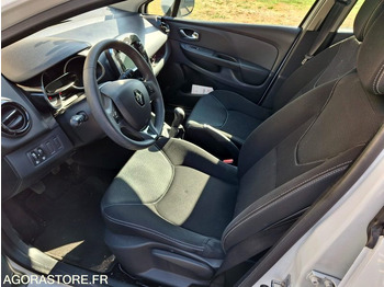 Car RENAULT-CLIO-4-DCI-75-5-PLACES: picture 5
