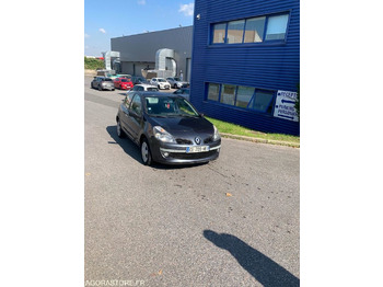 Car RENAULT