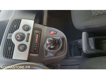 Small van Renault Kangoo - 2011 - BT201TG: picture 4 Small van Renault Kangoo - 2011 - BT201TG: picture 4