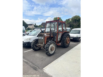 Farm tractor MASSEY FERGUSON