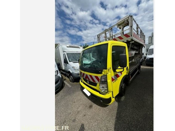 Van RENAULT