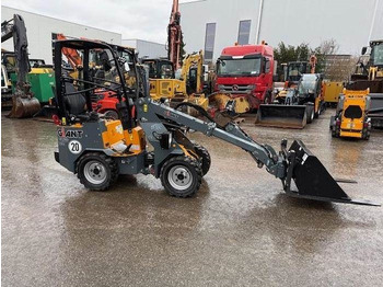 New Wheel loader GiANT G1100: picture 4