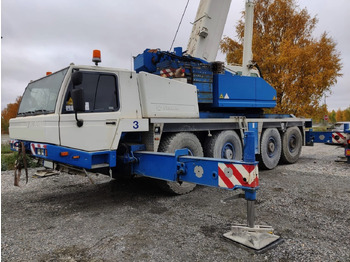 All terrain crane TADANO ATF 90G-4