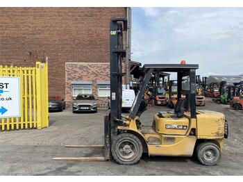 Diesel forklift Caterpillar DP30K: picture 1