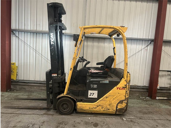Electric forklift TCM