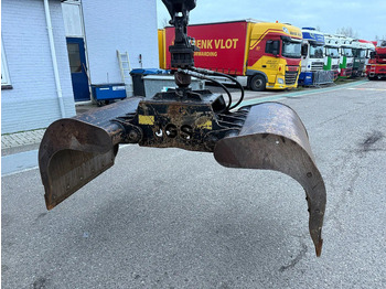 Crane truck MAN TGS 35.480 8X4 + HMF 2420-K3 REMOTE + TIPPER: picture 4 Crane truck MAN TGS 35.480 8X4 + HMF 2420-K3 REMOTE + TIPPER: picture 4