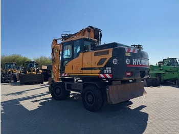 Wheel excavator HYUNDAI