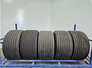 Tire MICHELIN