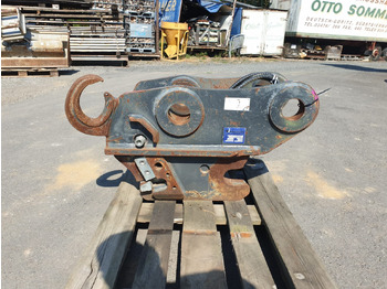 Quick coupler