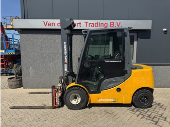 Diesel forklift JUNGHEINRICH DFG