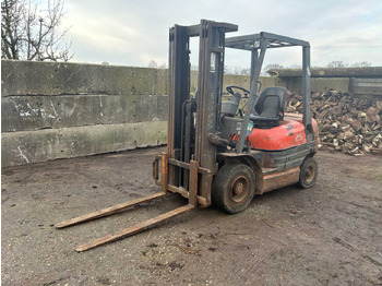 Forklift TOYOTA FDF 25
