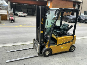 Forklift YALE