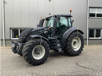 Farm tractor VALTRA T234