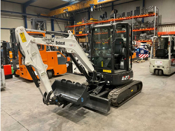 Mini excavator BOBCAT E27