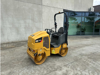 Road roller CATERPILLAR CB14B