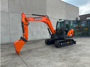 Crawler excavator DOOSAN DX55-9C
