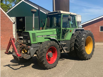 Farm tractor FENDT Farmer 300