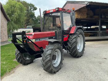 Farm tractor CASE IH